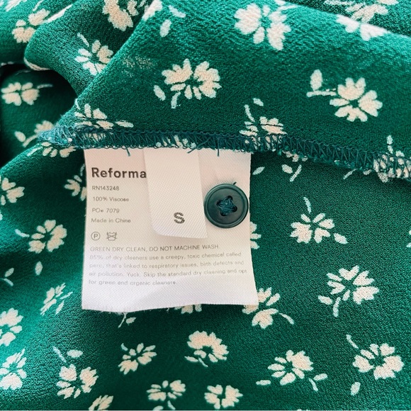 Reformation SMALL Violet long sleeve crepe blouse in green floral - Picture 6 of 6